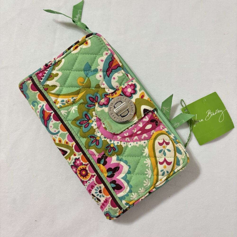 Vera Bradley RFID Turnlock Zip Organizer Wallet - Quilted Tutti Frutti - NWT